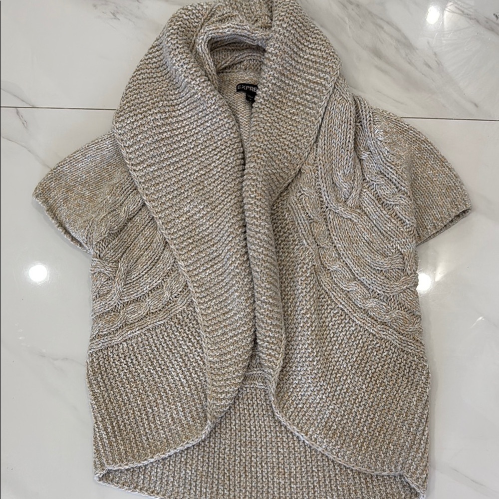 Express Tan Cable Knit Shrug - Picture 5 of 9